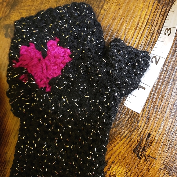 NWT* Handmade Fingerless gloves 💜 MarpleMade Designs,  fitted, soft acrylic, - Picture 6 of 7